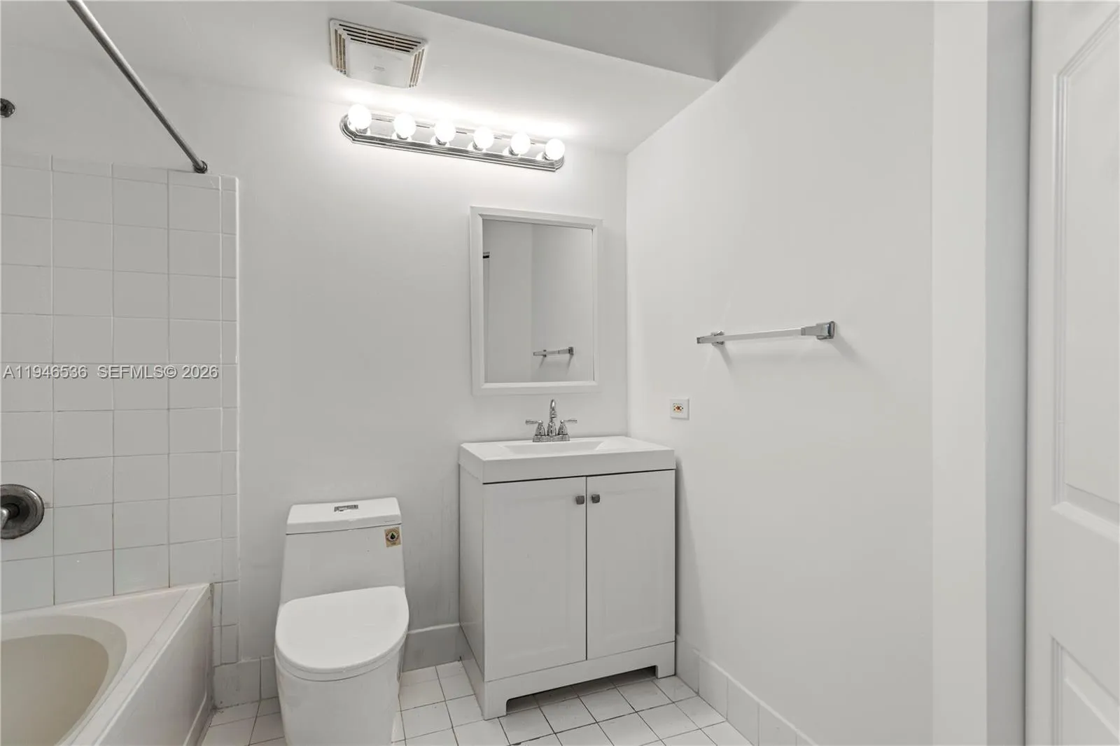 17100 N Bay Rd 1712, Sunny Isles Beach, Florida 33, Sunny Isles Beach, Florida 33160, 2 Bedrooms Bedrooms, ,2 BathroomsBathrooms,Residential,For Sale,17100 N Bay Rd 1712, Sunny Isles Beach, Florida 33,A11946536