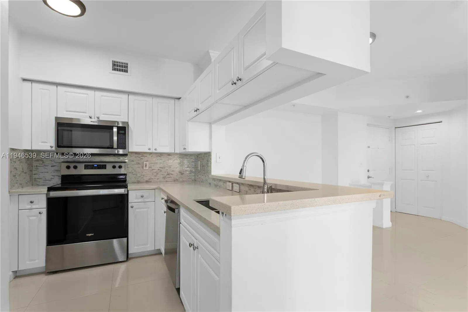 17100 N Bay Rd 1210, Sunny Isles Beach, Florida 33, Sunny Isles Beach, Florida 33160, 2 Bedrooms Bedrooms, ,2 BathroomsBathrooms,Residential,For Sale,17100 N Bay Rd 1210, Sunny Isles Beach, Florida 33,A11946539