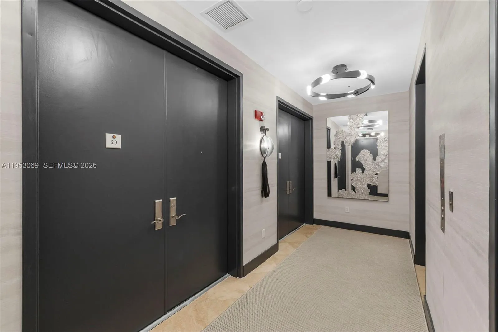 Private elevator landing