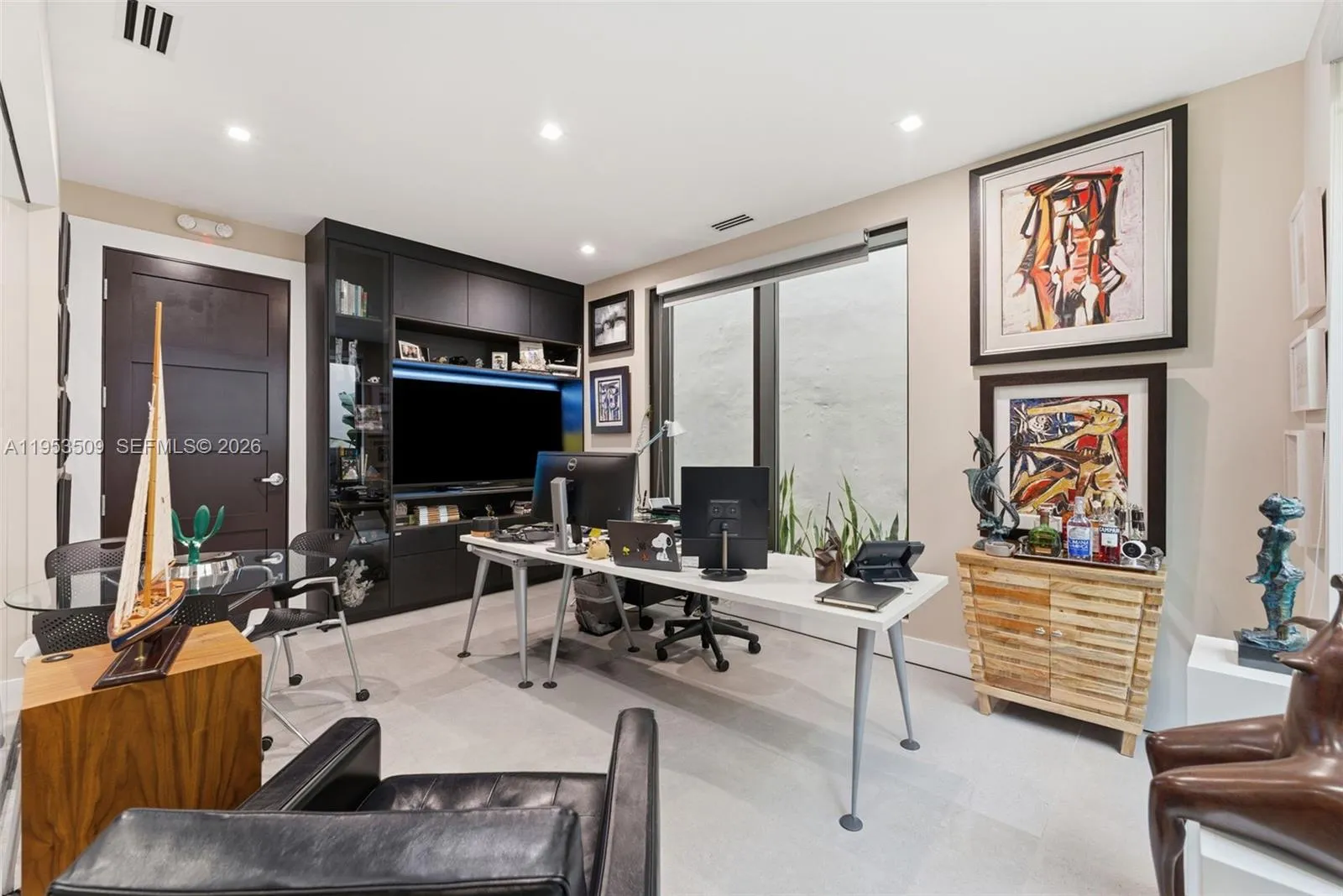 45 Valencia Ave, Coral Gables, Florida 33134, Coral Gables, Florida 33134, ,Commercial Sale,For Sale,45 Valencia Ave, Coral Gables, Florida 33134,A11953509