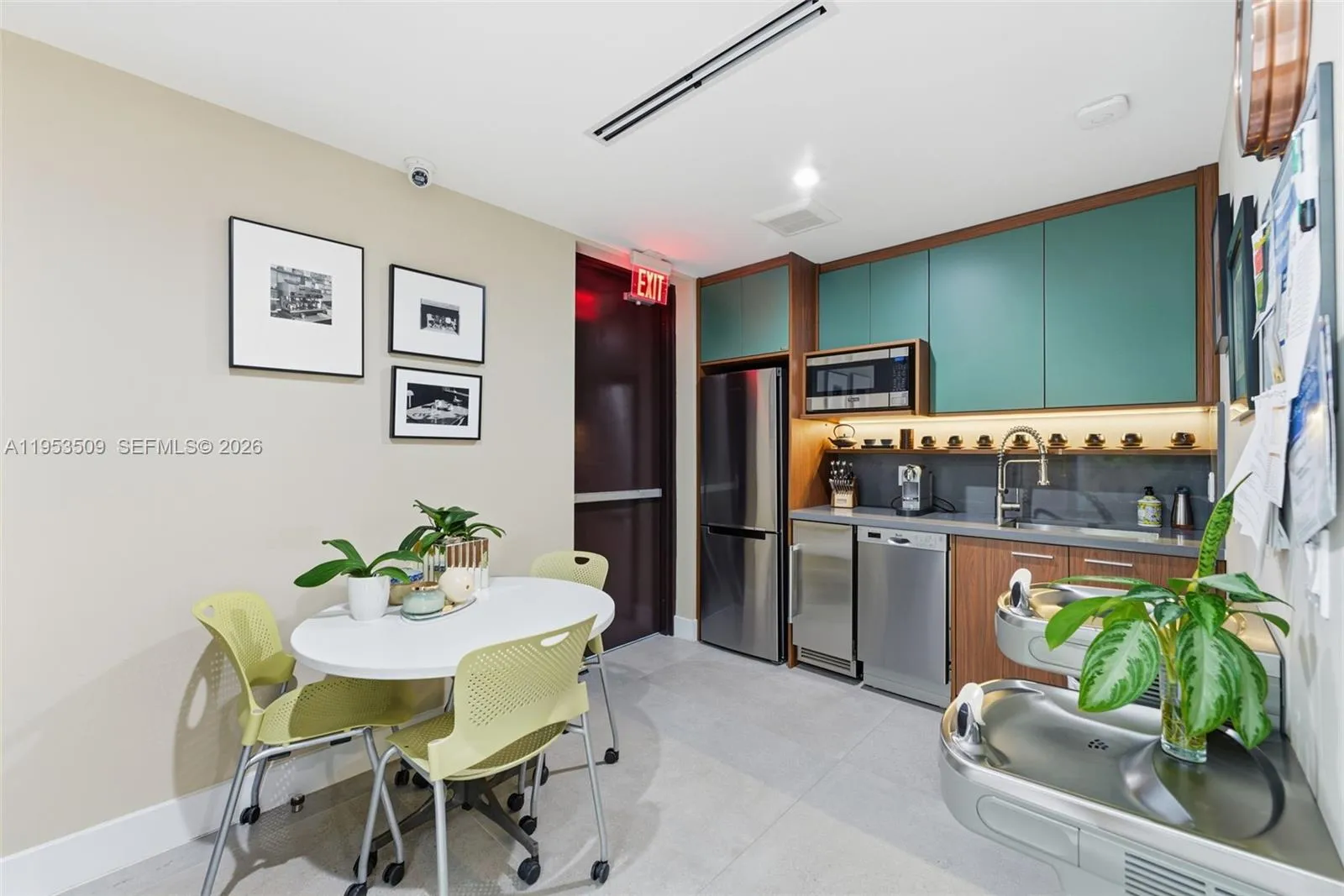 45 Valencia Ave, Coral Gables, Florida 33134, Coral Gables, Florida 33134, ,Commercial Sale,For Sale,45 Valencia Ave, Coral Gables, Florida 33134,A11953509