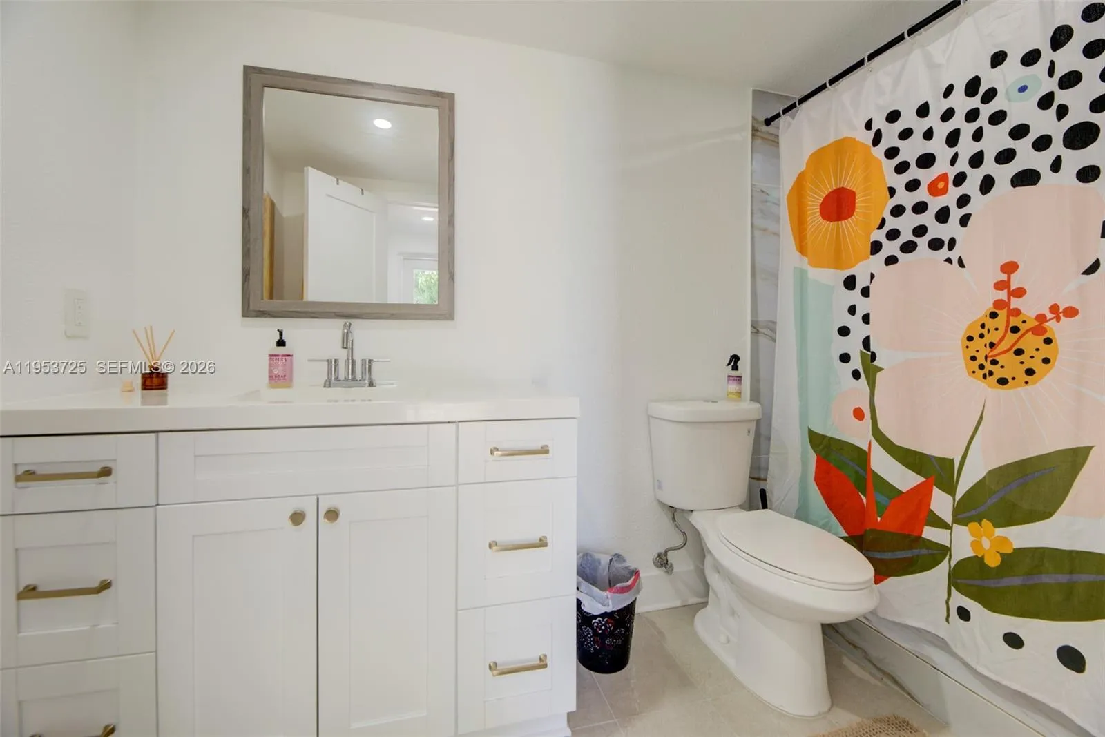 1765 Ne 145th St, Miami, Florida 33181, Miami, Florida 33181, 4 Bedrooms Bedrooms, ,3 BathroomsBathrooms,Residential,For Sale,1765 Ne 145th St, Miami, Florida 33181,A11953725