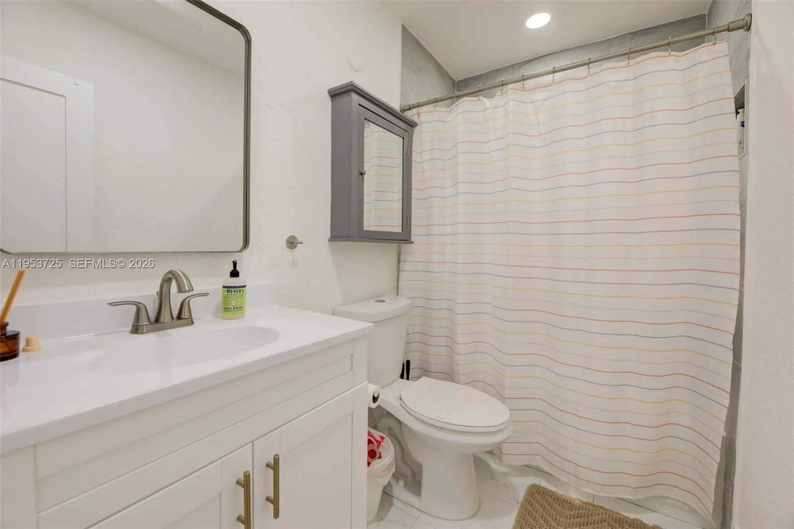 1765 Ne 145th St, Miami, Florida 33181, Miami, Florida 33181, 4 Bedrooms Bedrooms, ,3 BathroomsBathrooms,Residential,For Sale,1765 Ne 145th St, Miami, Florida 33181,A11953725