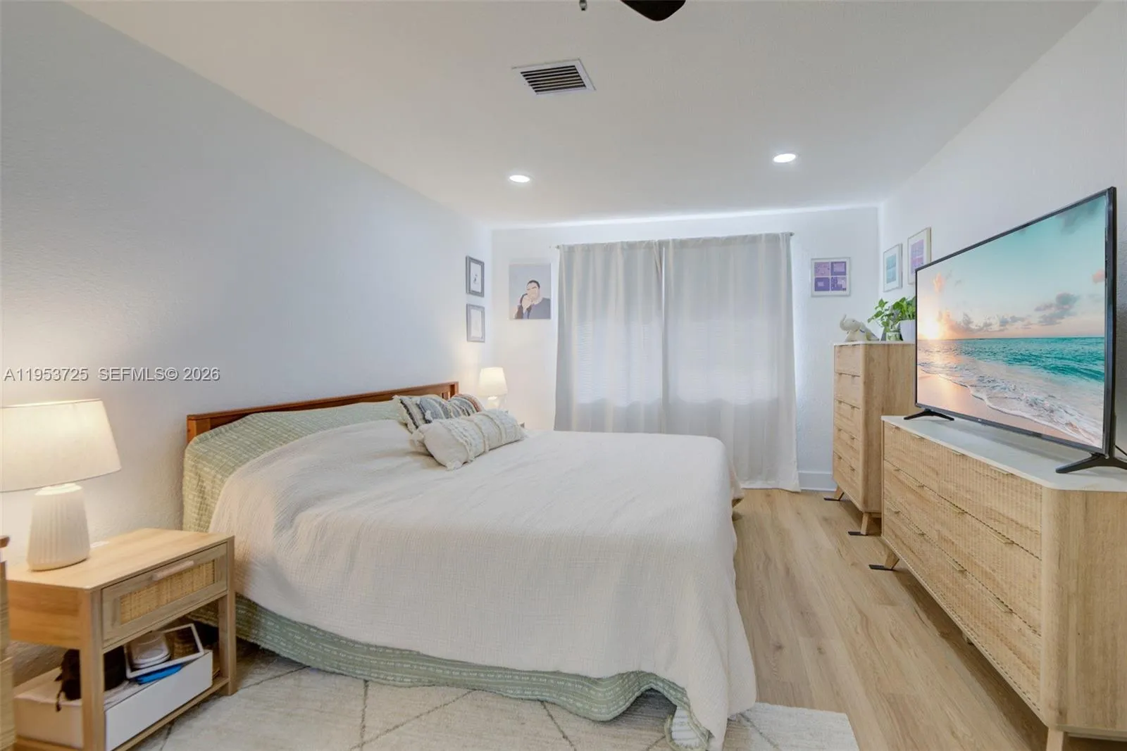 1765 Ne 145th St, Miami, Florida 33181, Miami, Florida 33181, 4 Bedrooms Bedrooms, ,3 BathroomsBathrooms,Residential,For Sale,1765 Ne 145th St, Miami, Florida 33181,A11953725