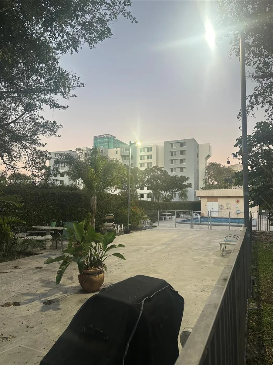 9175 Sw 77th Ave 304, Miami, Florida 33156, Miami, Florida 33156, 1 Bedroom Bedrooms, ,1 BathroomBathrooms,Residential Lease,For Rent,9175 Sw 77th Ave 304, Miami, Florida 33156,A11953689