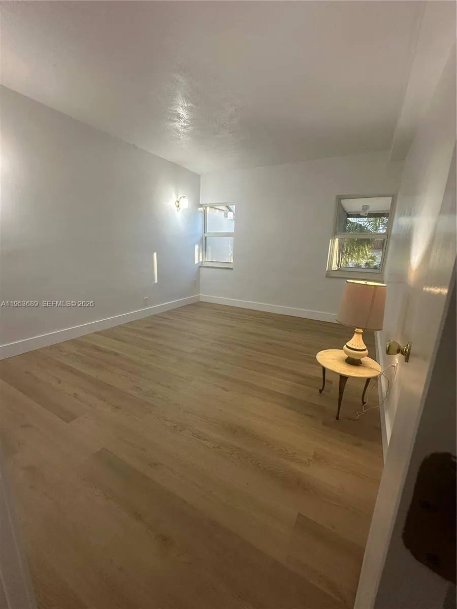 9175 Sw 77th Ave 304, Miami, Florida 33156, Miami, Florida 33156, 1 Bedroom Bedrooms, ,1 BathroomBathrooms,Residential Lease,For Rent,9175 Sw 77th Ave 304, Miami, Florida 33156,A11953689