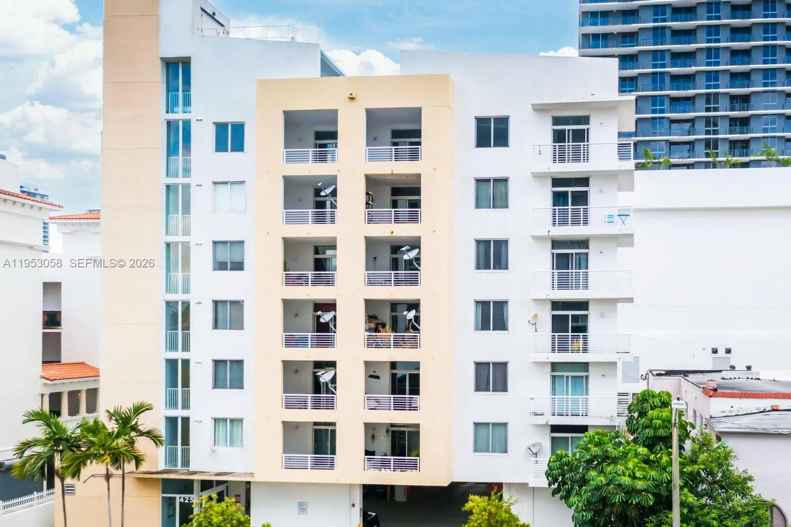 425 Ne 30th St Apt 202, Miami, Florida 33137, Miami, Florida 33137, 1 Bedroom Bedrooms, ,1 BathroomBathrooms,Residential Lease,For Rent,425 Ne 30th St Apt 202, Miami, Florida 33137,A11953058 425 Ne 30th St Apt 202, Miami, Florida 33137, Miami, Florida 33137, 1 Bedroom Bedrooms, ,1 BathroomBathrooms,Residential Lease,For Rent,425 Ne 30th St Apt 202, Miami, Florida 33137,A11953058