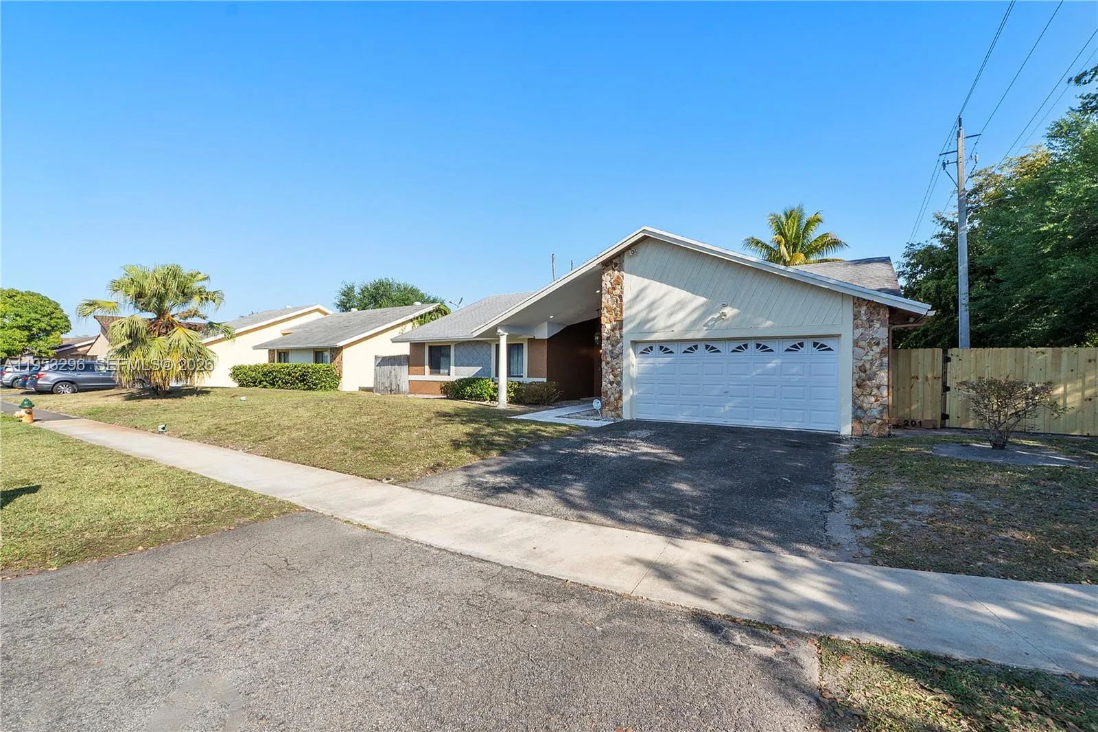 8201 Nw 53rd St, Lauderhill, Florida 33351, Lauderhill, Florida 33351, 3 Bedrooms Bedrooms, ,2 BathroomsBathrooms,Residential,For Sale,8201 Nw 53rd St, Lauderhill, Florida 33351,A11953296