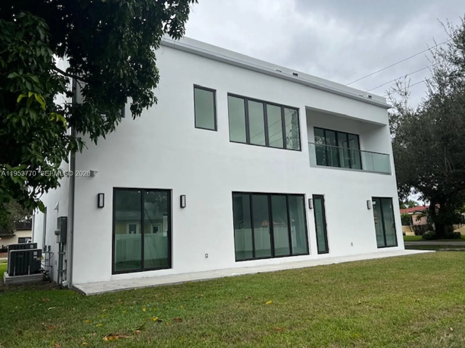 2 Hough Dr, Miami Springs, Florida 33166, Miami Springs, Florida 33166, 4 Bedrooms Bedrooms, ,5 BathroomsBathrooms,Residential,For Sale,2 Hough Dr, Miami Springs, Florida 33166,A11953770