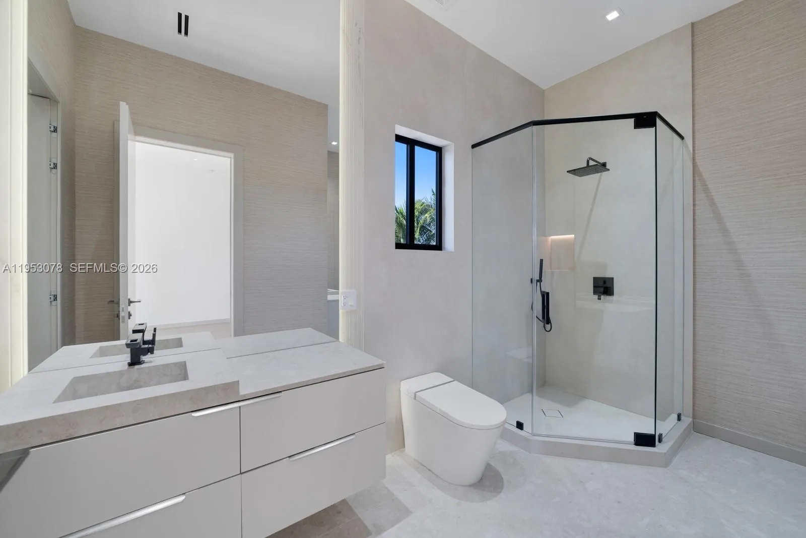 17805 Sw 158th St, Miami, Florida 33187, Miami, Florida 33187, 10 Bedrooms Bedrooms, ,8 BathroomsBathrooms,Residential,For Sale,17805 Sw 158th St, Miami, Florida 33187,A11953078