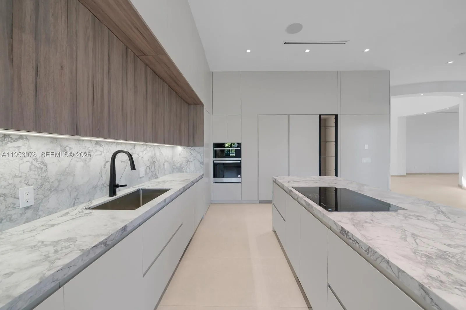 17805 Sw 158th St, Miami, Florida 33187, Miami, Florida 33187, 10 Bedrooms Bedrooms, ,10 BathroomsBathrooms,Residential,For Sale,17805 Sw 158th St, Miami, Florida 33187,A11953078