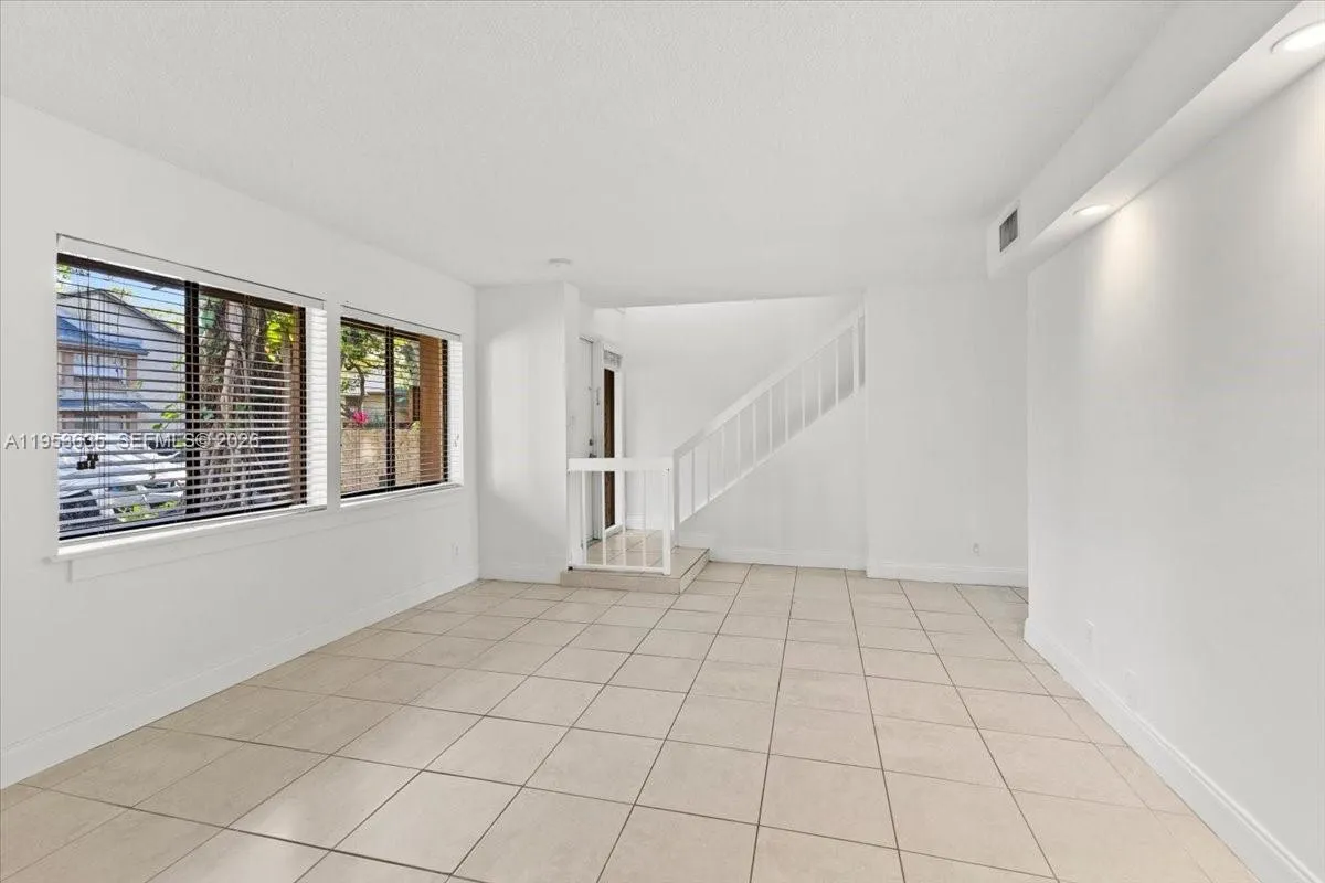 181 Wimbledon Lake Dr 181, Plantation, Florida 333, Plantation, Florida 33324, 3 Bedrooms Bedrooms, ,2 BathroomsBathrooms,Residential Lease,For Rent,181 Wimbledon Lake Dr 181, Plantation, Florida 333,A11953635