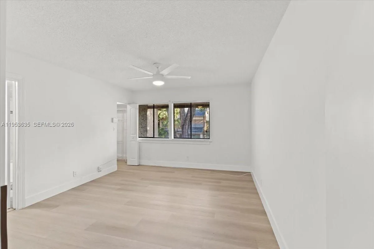 181 Wimbledon Lake Dr 181, Plantation, Florida 333, Plantation, Florida 33324, 3 Bedrooms Bedrooms, ,2 BathroomsBathrooms,Residential Lease,For Rent,181 Wimbledon Lake Dr 181, Plantation, Florida 333,A11953635