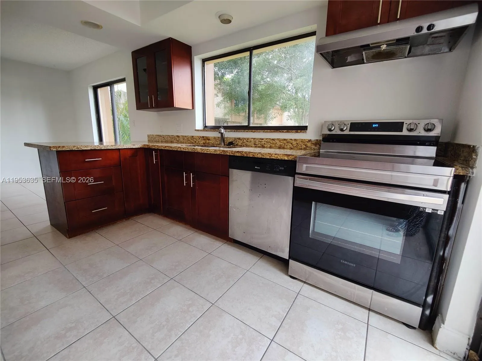 181 Wimbledon Lake Dr 181, Plantation, Florida 333, Plantation, Florida 33324, 3 Bedrooms Bedrooms, ,2 BathroomsBathrooms,Residential Lease,For Rent,181 Wimbledon Lake Dr 181, Plantation, Florida 333,A11953635