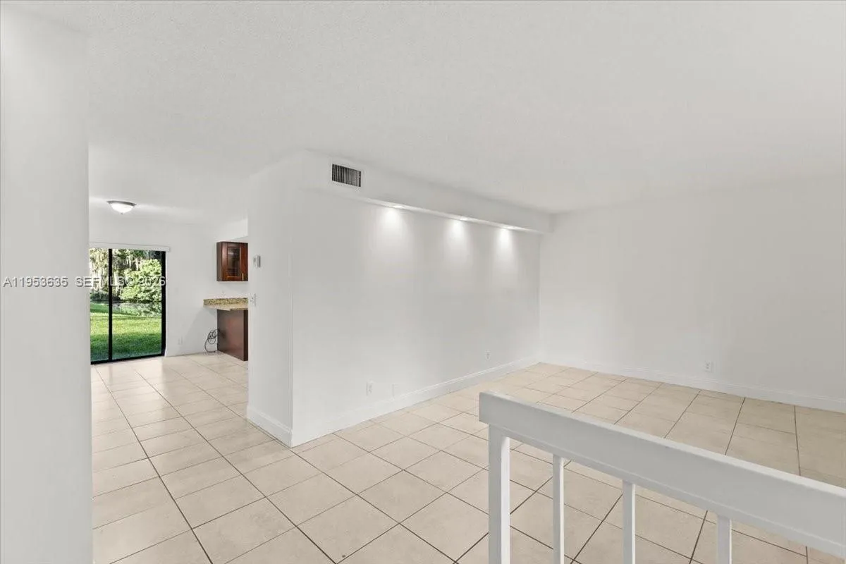 181 Wimbledon Lake Dr 181, Plantation, Florida 333, Plantation, Florida 33324, 3 Bedrooms Bedrooms, ,2 BathroomsBathrooms,Residential Lease,For Rent,181 Wimbledon Lake Dr 181, Plantation, Florida 333,A11953635