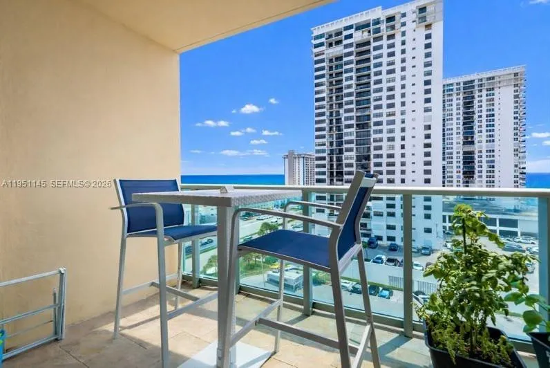 2501 S Ocean Dr 939, Hollywood, Florida 33019, Hollywood, Florida 33019, 1 Bedroom Bedrooms, ,1 BathroomBathrooms,Residential,For Sale,2501 S Ocean Dr 939, Hollywood, Florida 33019,A11951145