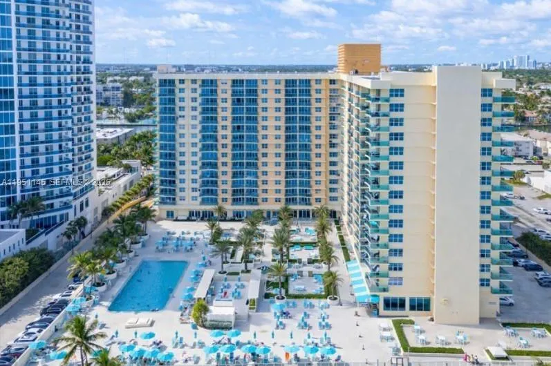 2501 S Ocean Dr 939, Hollywood, Florida 33019, Hollywood, Florida 33019, 1 Bedroom Bedrooms, ,1 BathroomBathrooms,Residential,For Sale,2501 S Ocean Dr 939, Hollywood, Florida 33019,A11951145