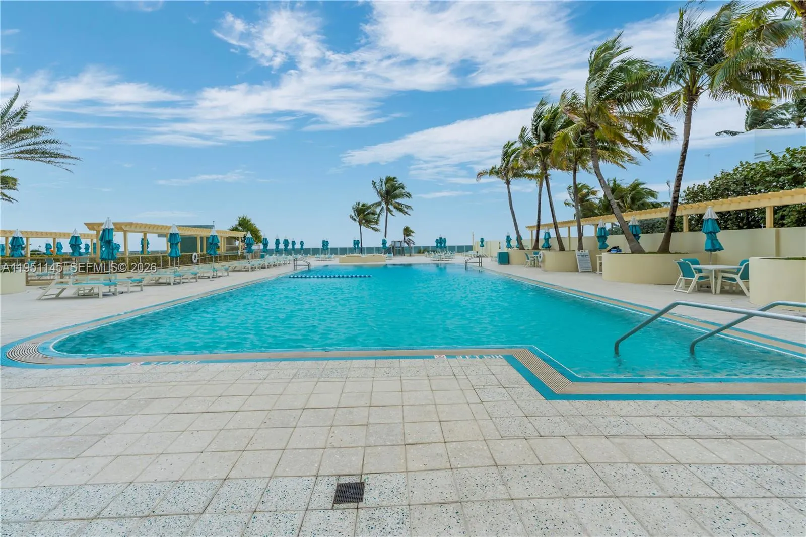 2501 S Ocean Dr 939, Hollywood, Florida 33019, Hollywood, Florida 33019, 1 Bedroom Bedrooms, ,1 BathroomBathrooms,Residential,For Sale,2501 S Ocean Dr 939, Hollywood, Florida 33019,A11951145