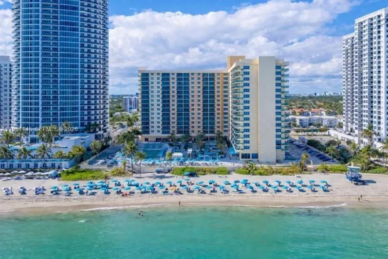 2501 S Ocean Dr 939, Hollywood, Florida 33019, Hollywood, Florida 33019, 1 Bedroom Bedrooms, ,1 BathroomBathrooms,Residential,For Sale,2501 S Ocean Dr 939, Hollywood, Florida 33019,A11951145