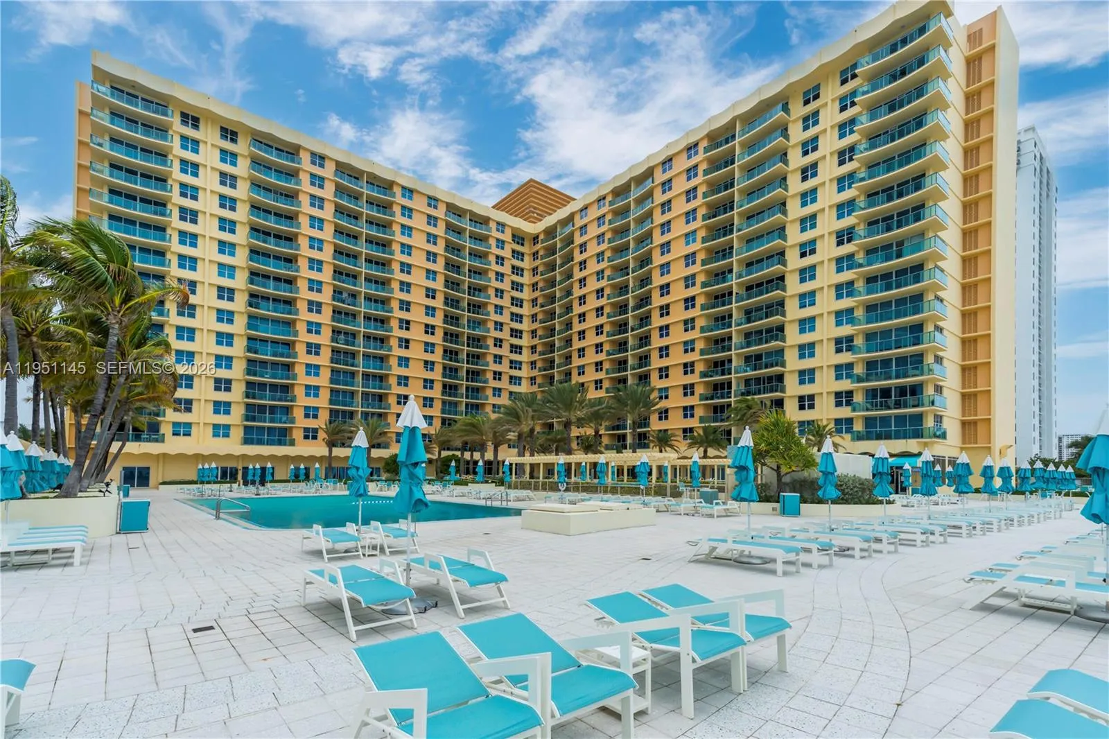 2501 S Ocean Dr 939, Hollywood, Florida 33019, Hollywood, Florida 33019, 1 Bedroom Bedrooms, ,1 BathroomBathrooms,Residential,For Sale,2501 S Ocean Dr 939, Hollywood, Florida 33019,A11951145