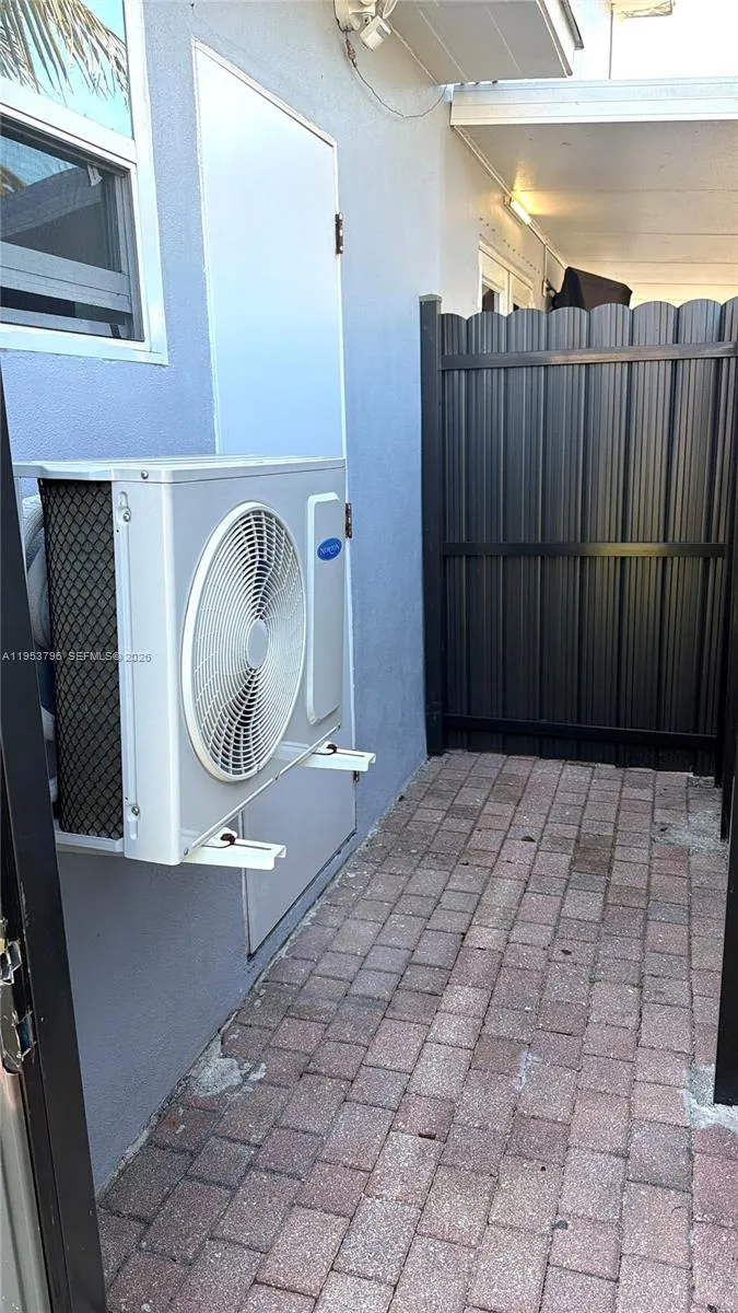 5245 Nw 192nd Ln 1, Miami Gardens, Florida 33055, Miami Gardens, Florida 33055, 1 Bedroom Bedrooms, ,1 BathroomBathrooms,Residential Lease,For Rent,5245 Nw 192nd Ln 1, Miami Gardens, Florida 33055,A11953796