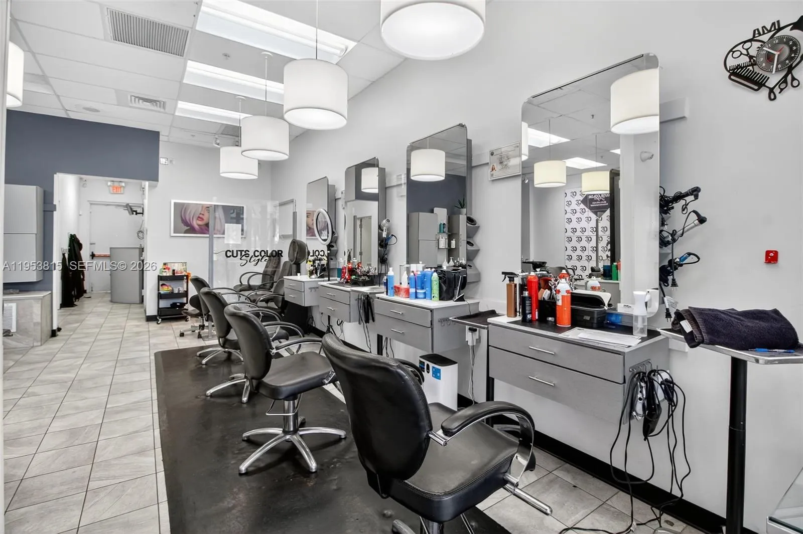 Turnkey Full-service Beauty Salon & Barbershop, Kendall, Florida 33186, ,Business Opportunity,For Sale,Turnkey Full-service Beauty Salon & Barbershop,A11953815