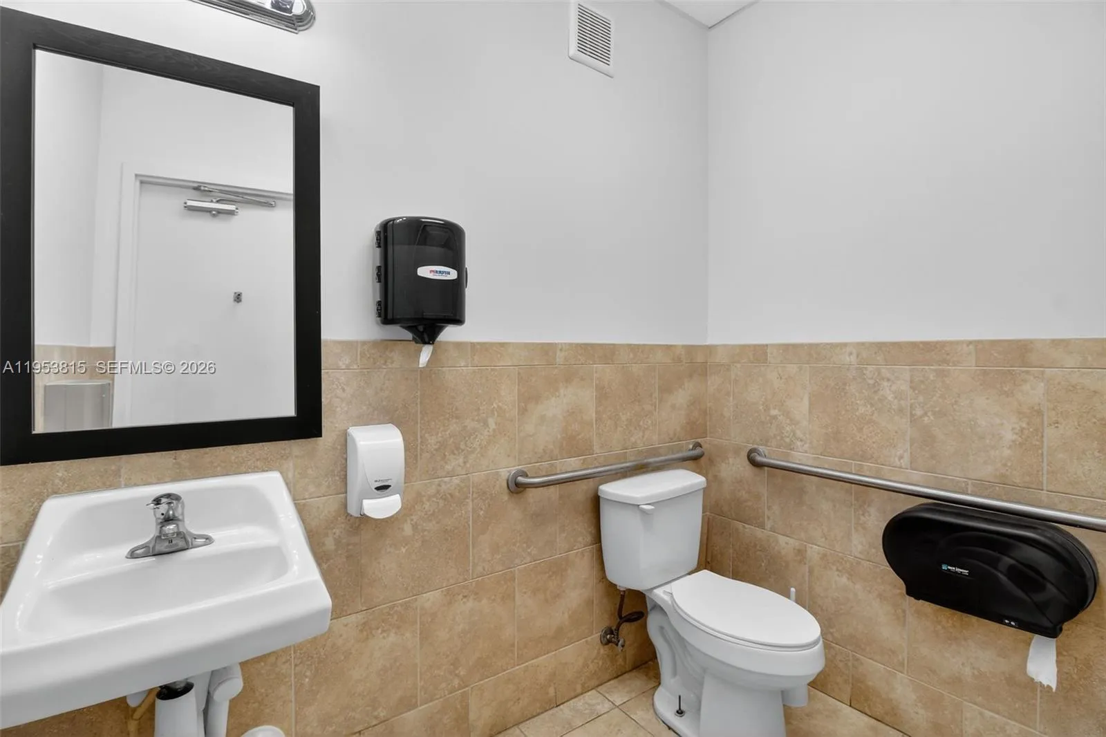 Turnkey Full-service Beauty Salon & Barbershop, Kendall, Florida 33186, ,Business Opportunity,For Sale,Turnkey Full-service Beauty Salon & Barbershop,A11953815