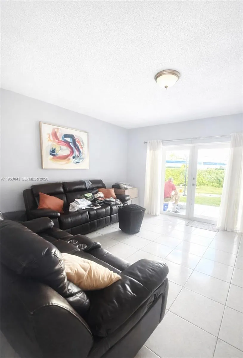 13715 Kendale Lakes Cir A-116, Miami, Florida 3318, Miami, Florida 33183, 3 Bedrooms Bedrooms, ,2 BathroomsBathrooms,Residential,For Sale,13715 Kendale Lakes Cir A-116, Miami, Florida 3318,A11953043