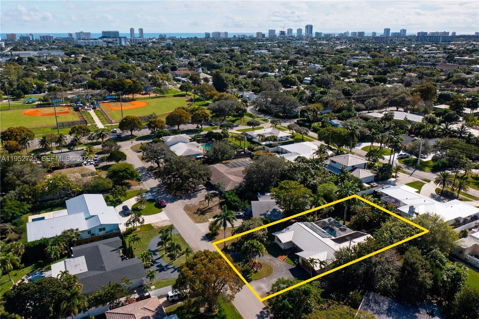 550 Ne 5th St, Pompano Beach, Florida 33060, Pompano Beach, Florida 33060, 3 Bedrooms Bedrooms, ,2 BathroomsBathrooms,Residential,For Sale,550 Ne 5th St, Pompano Beach, Florida 33060,A11952725