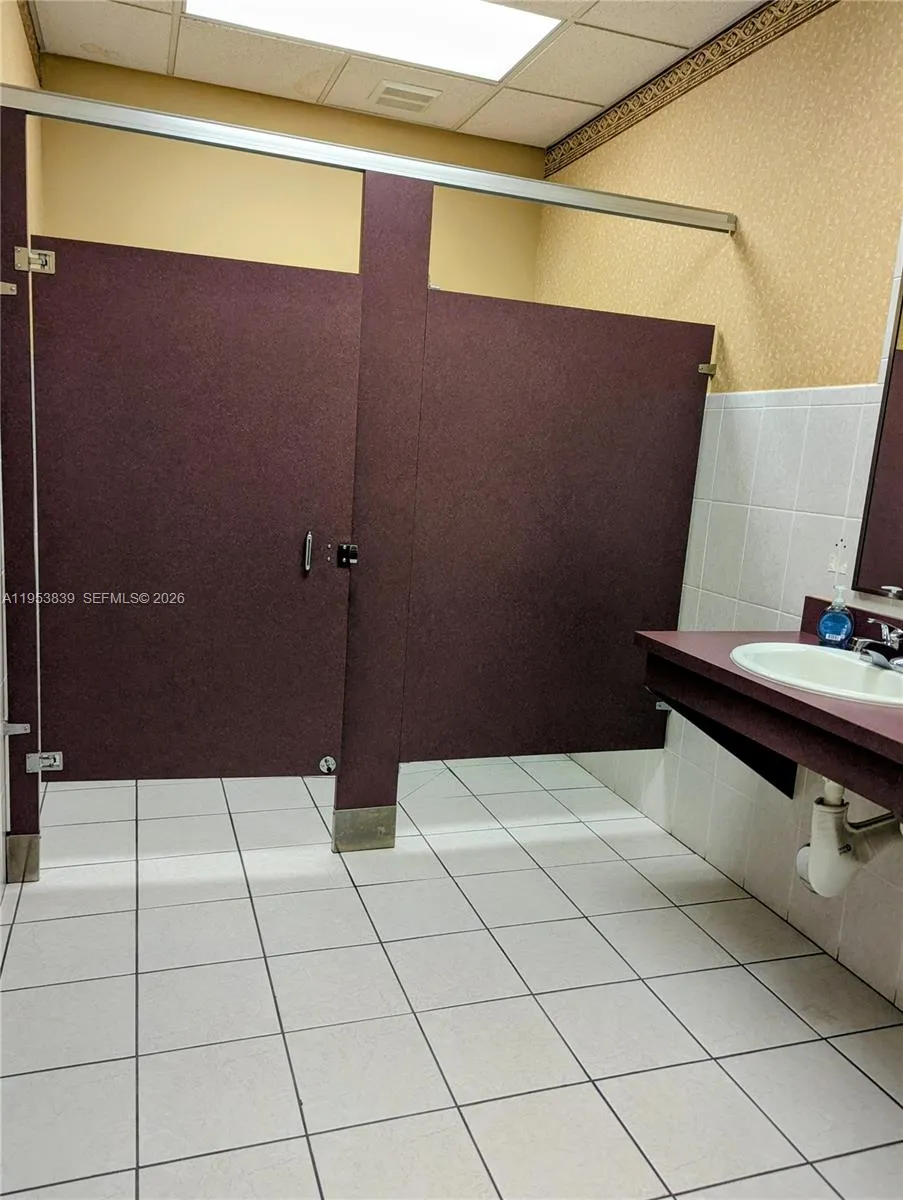 4700 Riverside Dr 110, Coral Springs, Florida 3306, Coral Springs, Florida 33067, ,Commercial Lease,For Rent,4700 Riverside Dr 110, Coral Springs, Florida 3306,A11953839