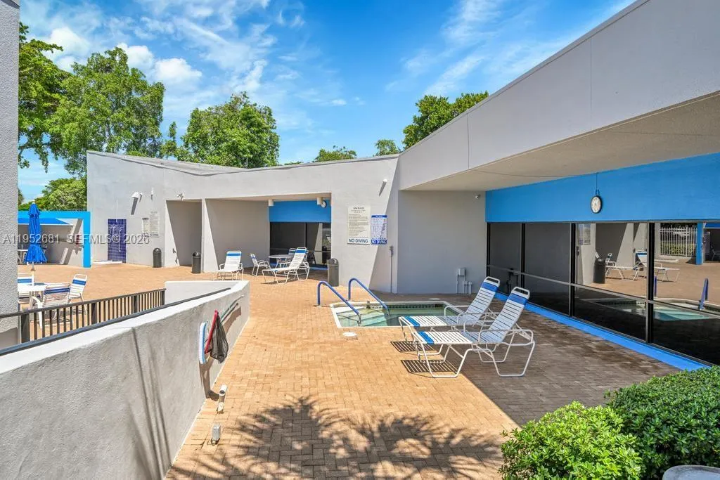 9100 Lime Bay Blvd 209, Tamarac, Florida 33321, Tamarac, Florida 33321, 1 Bedroom Bedrooms, ,1 BathroomBathrooms,Residential,For Sale,9100 Lime Bay Blvd 209, Tamarac, Florida 33321,A11952681