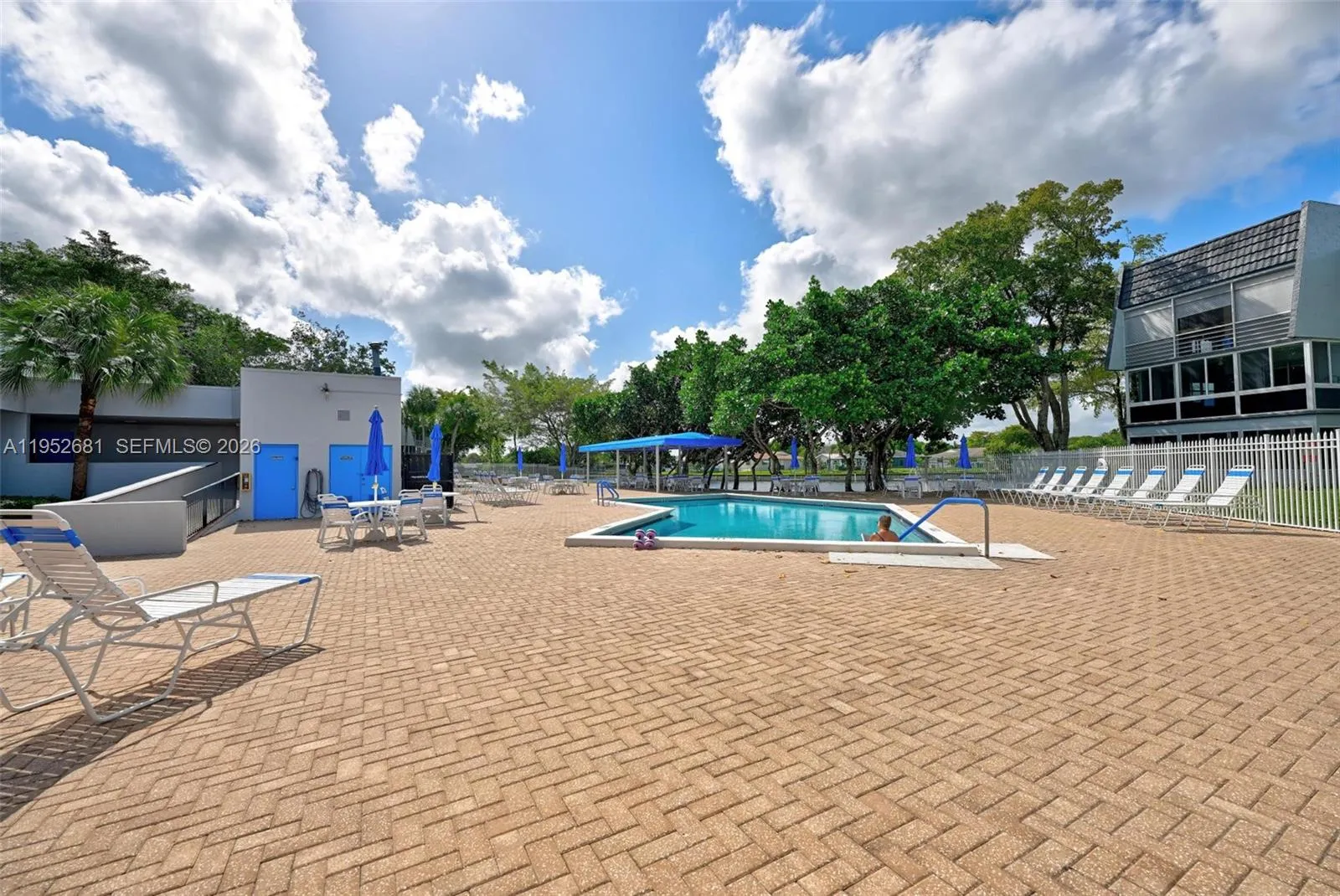 9100 Lime Bay Blvd 209, Tamarac, Florida 33321, Tamarac, Florida 33321, 1 Bedroom Bedrooms, ,1 BathroomBathrooms,Residential,For Sale,9100 Lime Bay Blvd 209, Tamarac, Florida 33321,A11952681