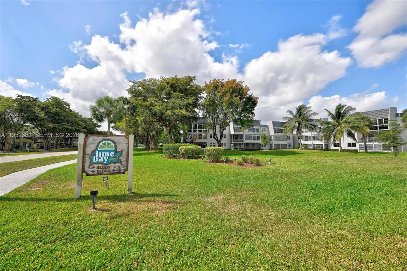 9100 Lime Bay Blvd 209, Tamarac, Florida 33321, Tamarac, Florida 33321, 1 Bedroom Bedrooms, ,1 BathroomBathrooms,Residential,For Sale,9100 Lime Bay Blvd 209, Tamarac, Florida 33321,A11952681