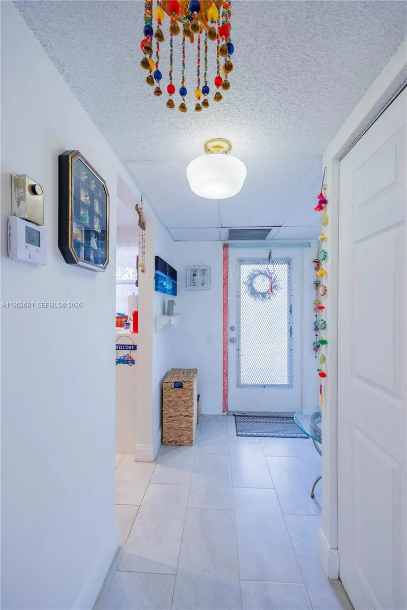 9100 Lime Bay Blvd 209, Tamarac, Florida 33321, Tamarac, Florida 33321, 1 Bedroom Bedrooms, ,1 BathroomBathrooms,Residential,For Sale,9100 Lime Bay Blvd 209, Tamarac, Florida 33321,A11952681