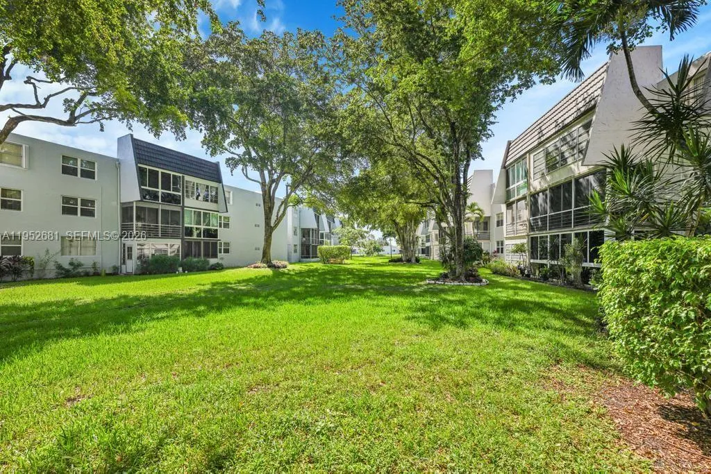 9100 Lime Bay Blvd 209, Tamarac, Florida 33321, Tamarac, Florida 33321, 1 Bedroom Bedrooms, ,1 BathroomBathrooms,Residential,For Sale,9100 Lime Bay Blvd 209, Tamarac, Florida 33321,A11952681