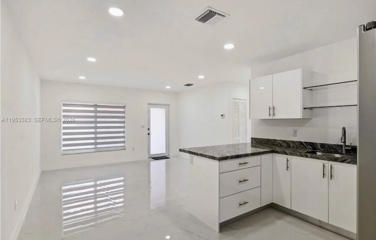 2722 Sw 5th St, Miami, Florida 33135, Miami, Florida 33135, ,Residential Income,For Sale,2722 Sw 5th St, Miami, Florida 33135,A11953583
