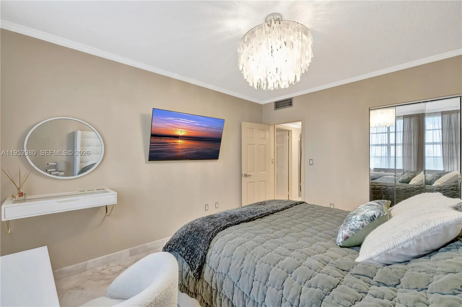 1965 S Ocean Dr 4s, Hallandale Beach, Florida 3300, Hallandale Beach, Florida 33009, 2 Bedrooms Bedrooms, ,2 BathroomsBathrooms,Residential,For Sale,1965 S Ocean Dr 4s, Hallandale Beach, Florida 3300,A11952980