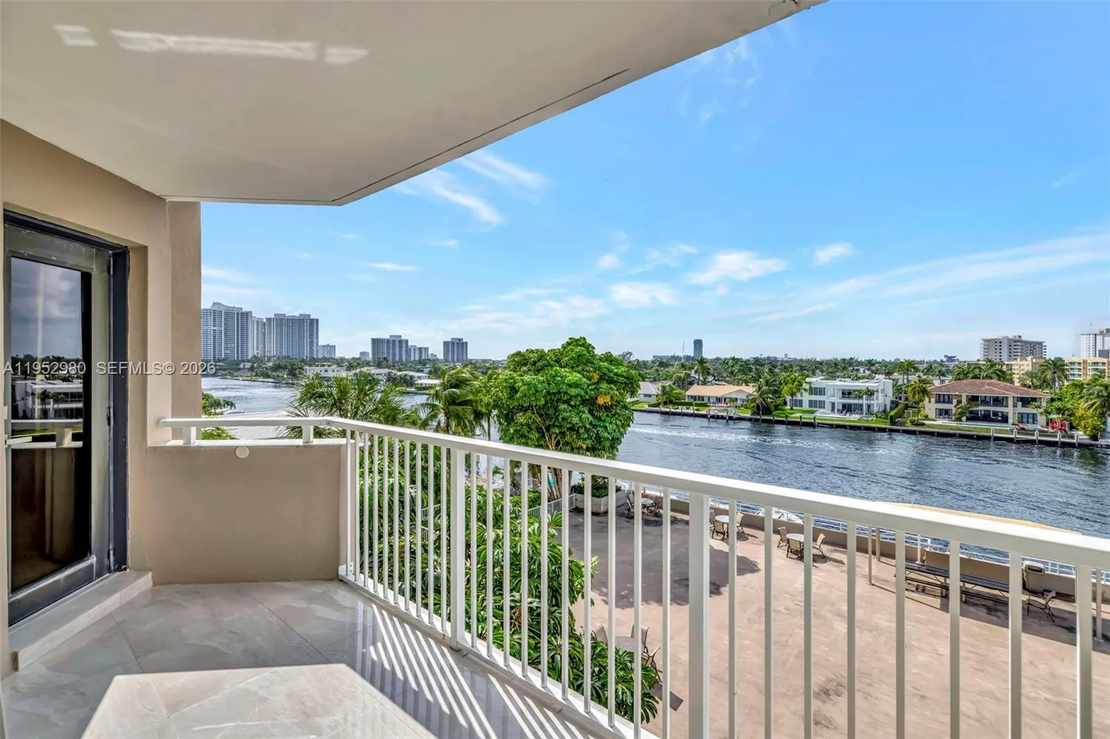 1965 S Ocean Dr 4s, Hallandale Beach, Florida 3300, Hallandale Beach, Florida 33009, 2 Bedrooms Bedrooms, ,2 BathroomsBathrooms,Residential,For Sale,1965 S Ocean Dr 4s, Hallandale Beach, Florida 3300,A11952980