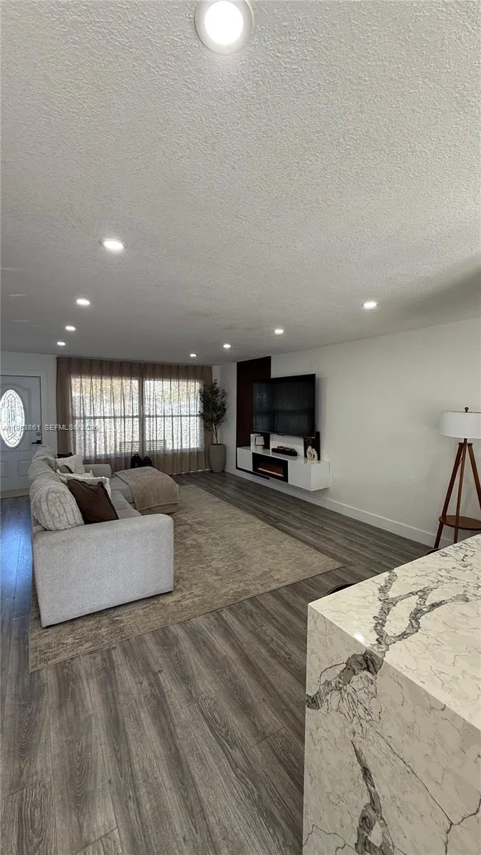 18812 Nw 46th Ave, Miami Gardens, Florida 33055, Miami Gardens, Florida 33055, 2 Bedrooms Bedrooms, ,2 BathroomsBathrooms,Residential,For Sale,18812 Nw 46th Ave, Miami Gardens, Florida 33055,A11953861