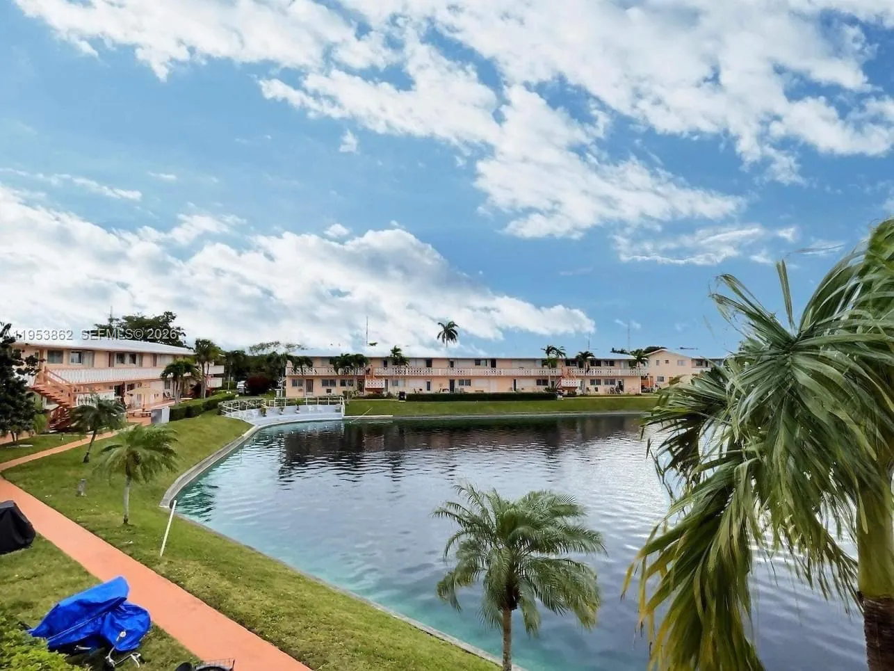 920 Sw 10th Ter 12ar, Hallandale Beach, Florida 33, Hallandale Beach, Florida 33009, 2 Bedrooms Bedrooms, ,1 BathroomBathrooms,Residential,For Sale,920 Sw 10th Ter 12ar, Hallandale Beach, Florida 33,A11953862