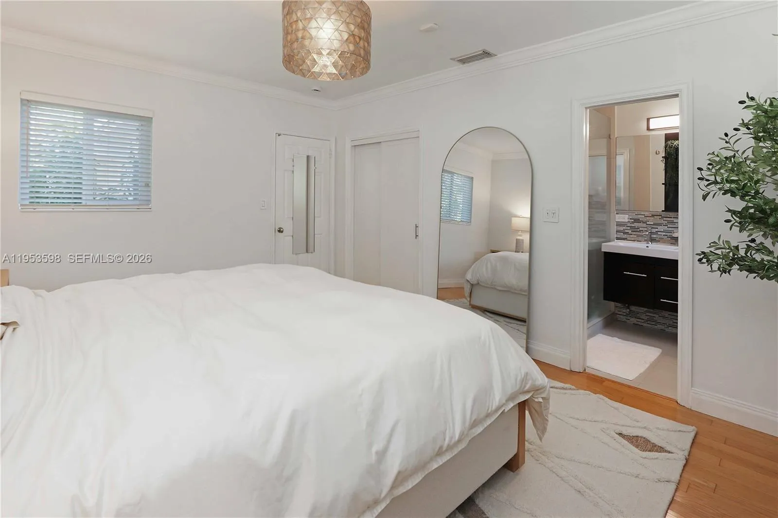 1242 Buchanan St, Hollywood, Florida 33019, Hollywood, Florida 33019, 3 Bedrooms Bedrooms, ,3 BathroomsBathrooms,Residential,For Sale,1242 Buchanan St, Hollywood, Florida 33019,A11953598