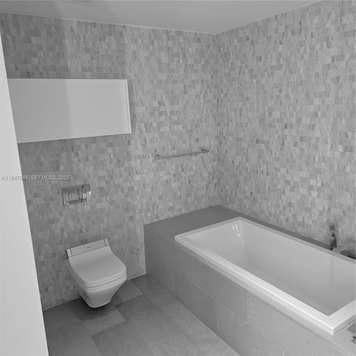 68 Se 6th St 2110, Miami, Florida 33131, Miami, Florida 33131, 2 Bedrooms Bedrooms, ,2 BathroomsBathrooms,Residential,For Sale,68 Se 6th St 2110, Miami, Florida 33131,A11947945