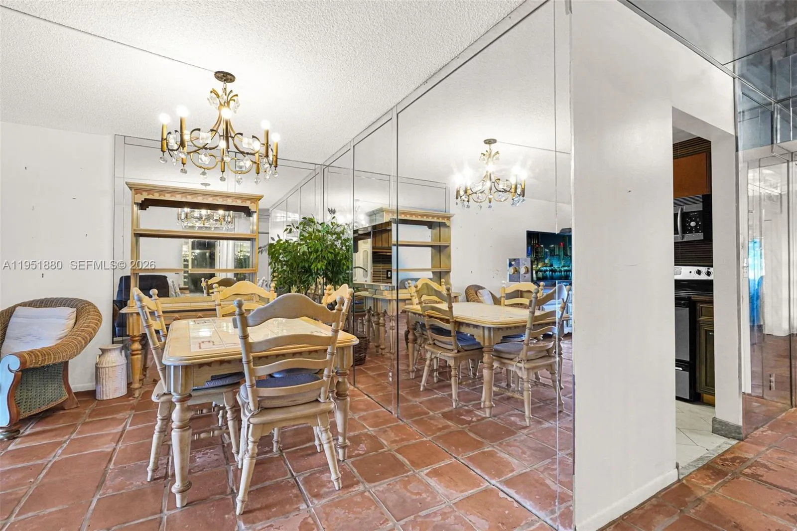 314 Se 10th St 103, Dania Beach, Florida 33004, Dania Beach, Florida 33004, 2 Bedrooms Bedrooms, ,2 BathroomsBathrooms,Residential,For Sale,314 Se 10th St 103, Dania Beach, Florida 33004,A11951880