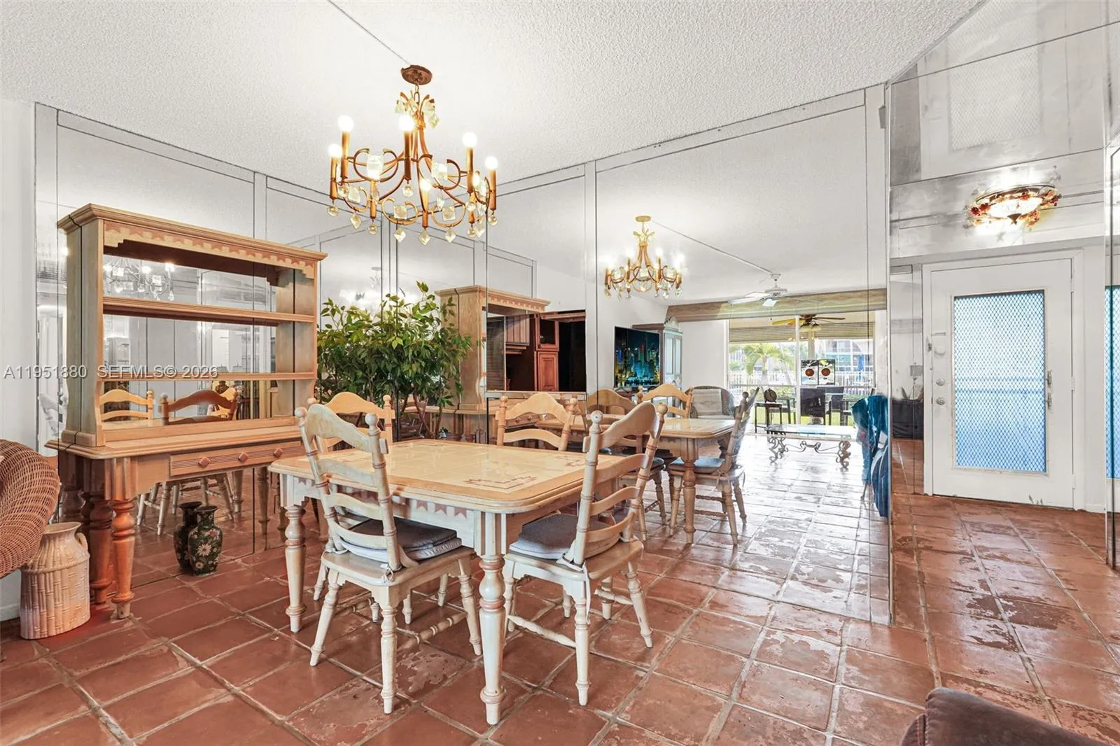 314 Se 10th St 103, Dania Beach, Florida 33004, Dania Beach, Florida 33004, 2 Bedrooms Bedrooms, ,2 BathroomsBathrooms,Residential,For Sale,314 Se 10th St 103, Dania Beach, Florida 33004,A11951880