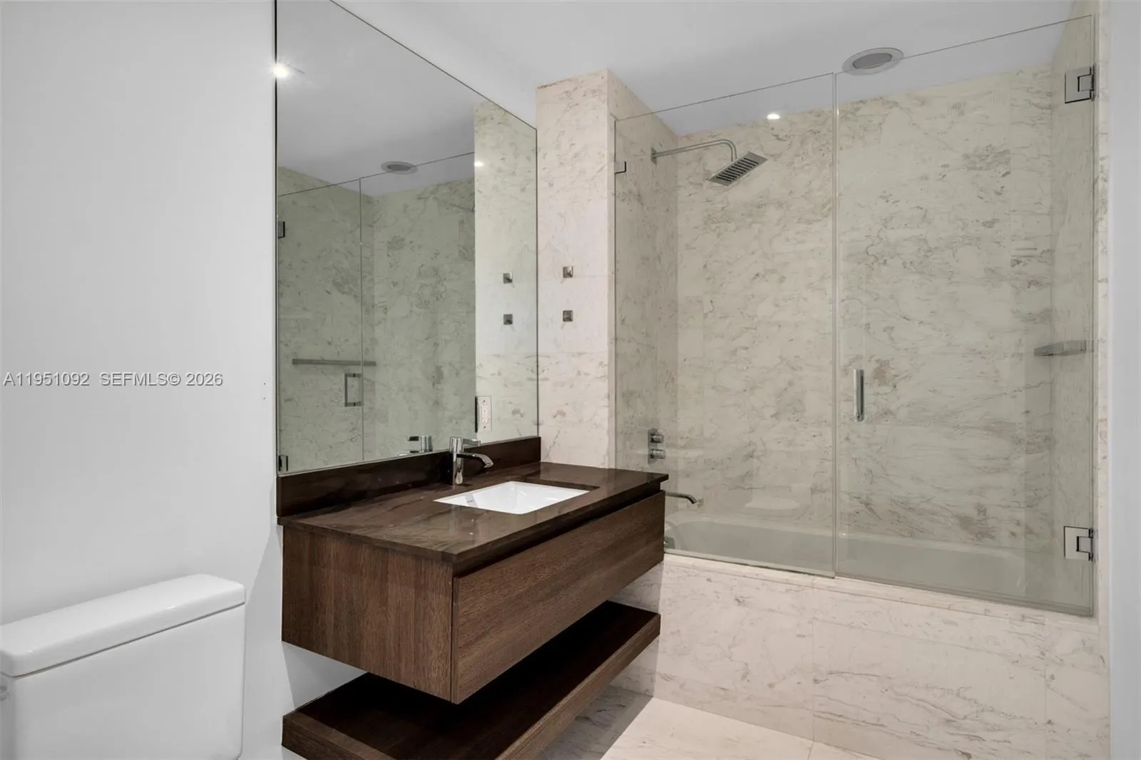 350 Ocean Dr 205n, Key Biscayne, Florida 33149, Key Biscayne, Florida 33149, 2 Bedrooms Bedrooms, ,3 BathroomsBathrooms,Residential,For Sale,350 Ocean Dr 205n, Key Biscayne, Florida 33149,A11951092