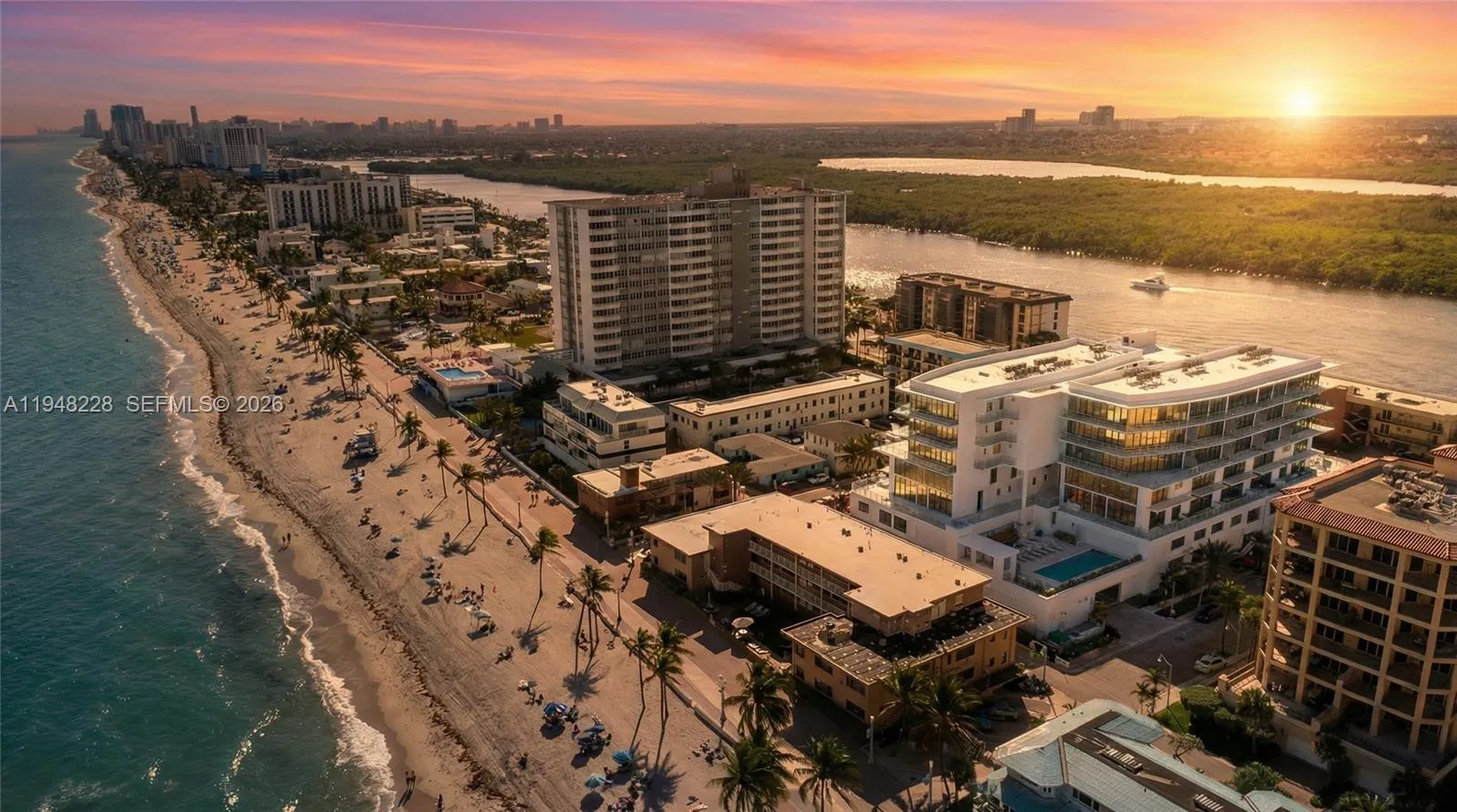 3319 N Ocean Drive Th9, Hollywood, Florida 33019, Hollywood, Florida 33019, 4 Bedrooms Bedrooms, ,4 BathroomsBathrooms,Residential,For Sale,3319 N Ocean Drive Th9, Hollywood, Florida 33019,A11948228