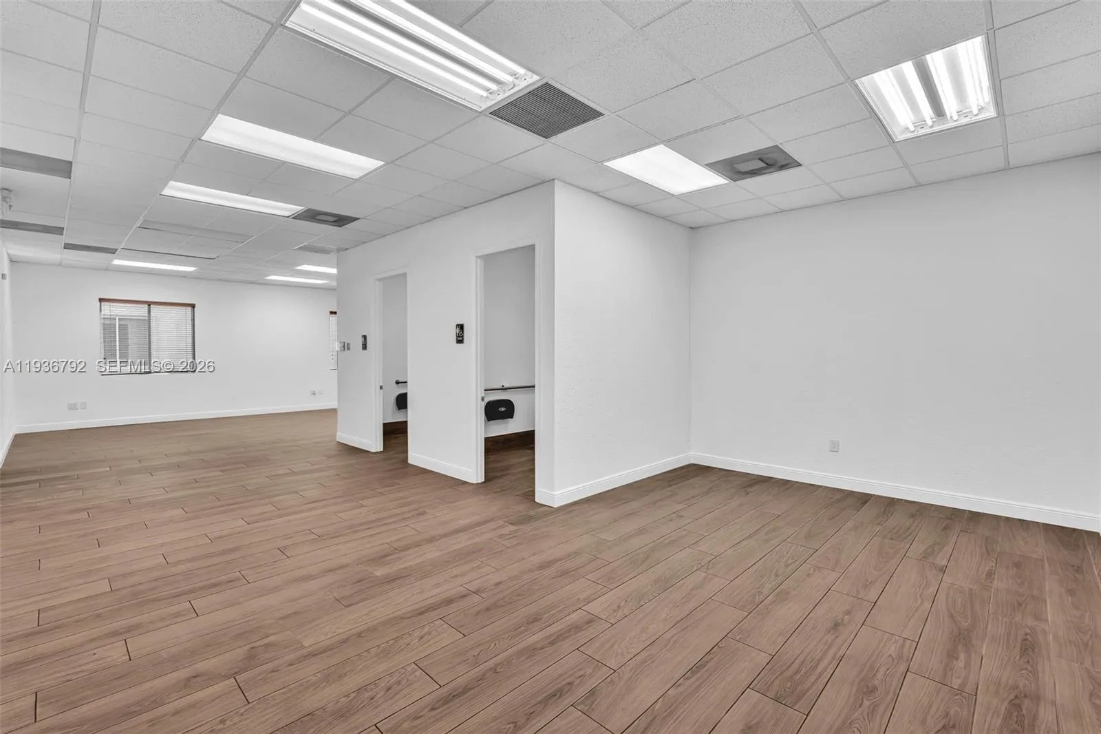 1940 N Commerce Pkwy 1940-3, Weston, Florida 33326, Weston, Florida 33326, ,Commercial Lease,For Rent,1940 N Commerce Pkwy 1940-3, Weston, Florida 33326,A11936792