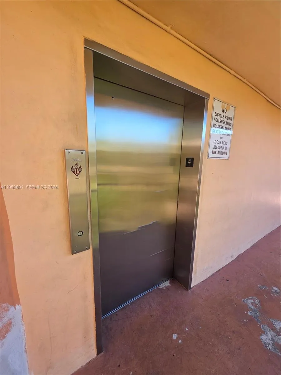 8600 Sw 133rd Ave Rd 424, Miami, Florida 33183, Miami, Florida 33183, 2 Bedrooms Bedrooms, ,2 BathroomsBathrooms,Residential Lease,For Rent,8600 Sw 133rd Ave Rd 424, Miami, Florida 33183,A11953891