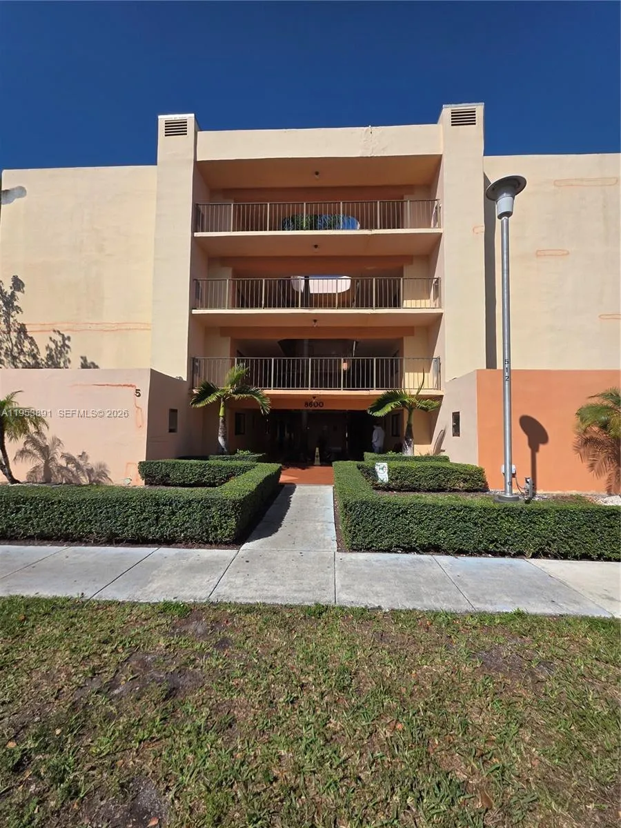 8600 Sw 133rd Ave Rd 424, Miami, Florida 33183, Miami, Florida 33183, 2 Bedrooms Bedrooms, ,2 BathroomsBathrooms,Residential Lease,For Rent,8600 Sw 133rd Ave Rd 424, Miami, Florida 33183,A11953891
