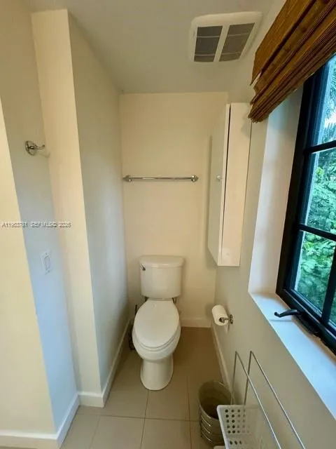 1015 Genoa St 2, Coral Gables, Florida 33134, Coral Gables, Florida 33134, 1 Bedroom Bedrooms, ,1 BathroomBathrooms,Residential Lease,For Rent,1015 Genoa St 2, Coral Gables, Florida 33134,A11953781